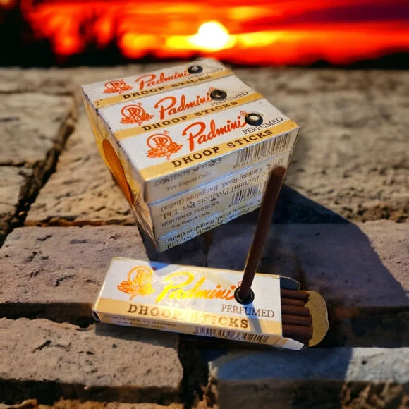 12 pack of 10 padmini dhoop traditionally handrolles Indian incense sticks RRP12 - Picture 2 of 6